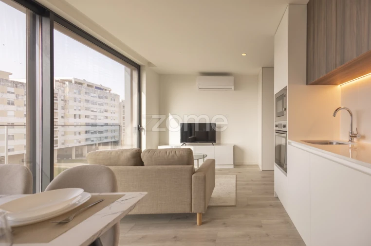 Apartamento T1 para Arrendamento em São Mamede de Infesta e Senhora da Hora Foto 16