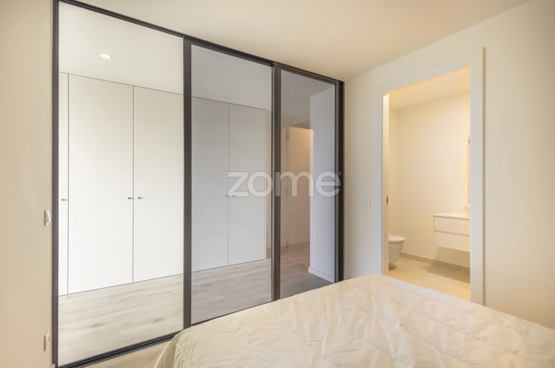 Apartamento T1 para Arrendamento em São Mamede de Infesta e Senhora da Hora Foto 9