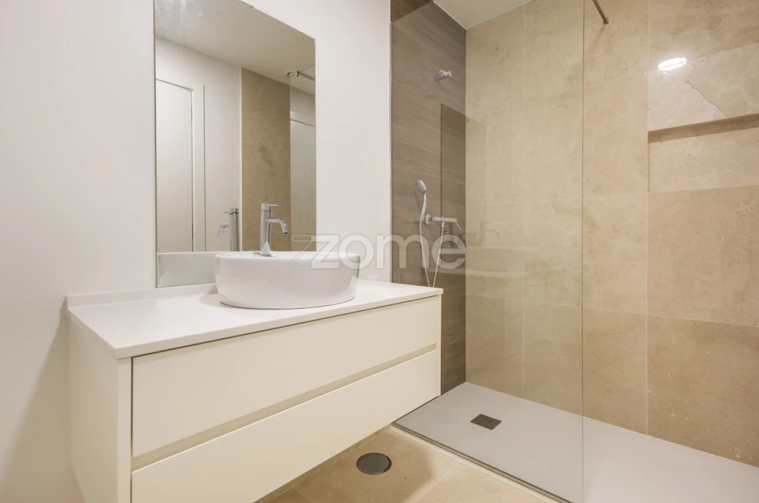 Apartamento T1 para Arrendamento em São Mamede de Infesta e Senhora da Hora Foto 11