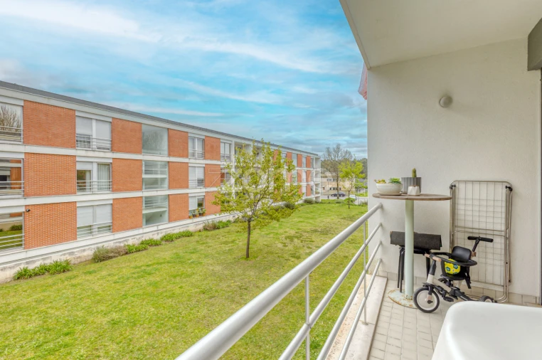 Apartamento T2 para Venda em Nogueira e Silva Escura Foto 18