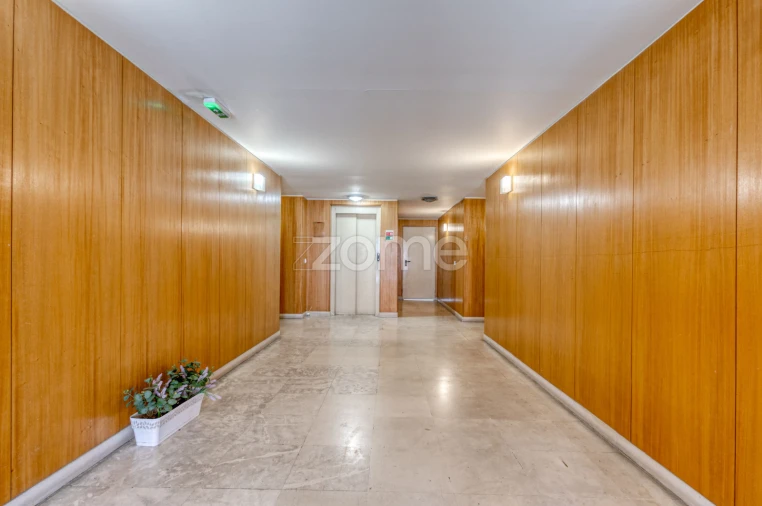 Apartamento T2 para Venda em Nogueira e Silva Escura Foto 21