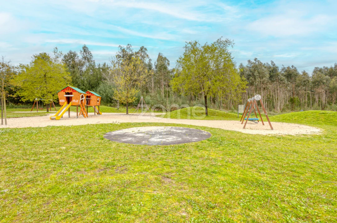 Apartamento T2 para Venda em Nogueira e Silva Escura Foto 31