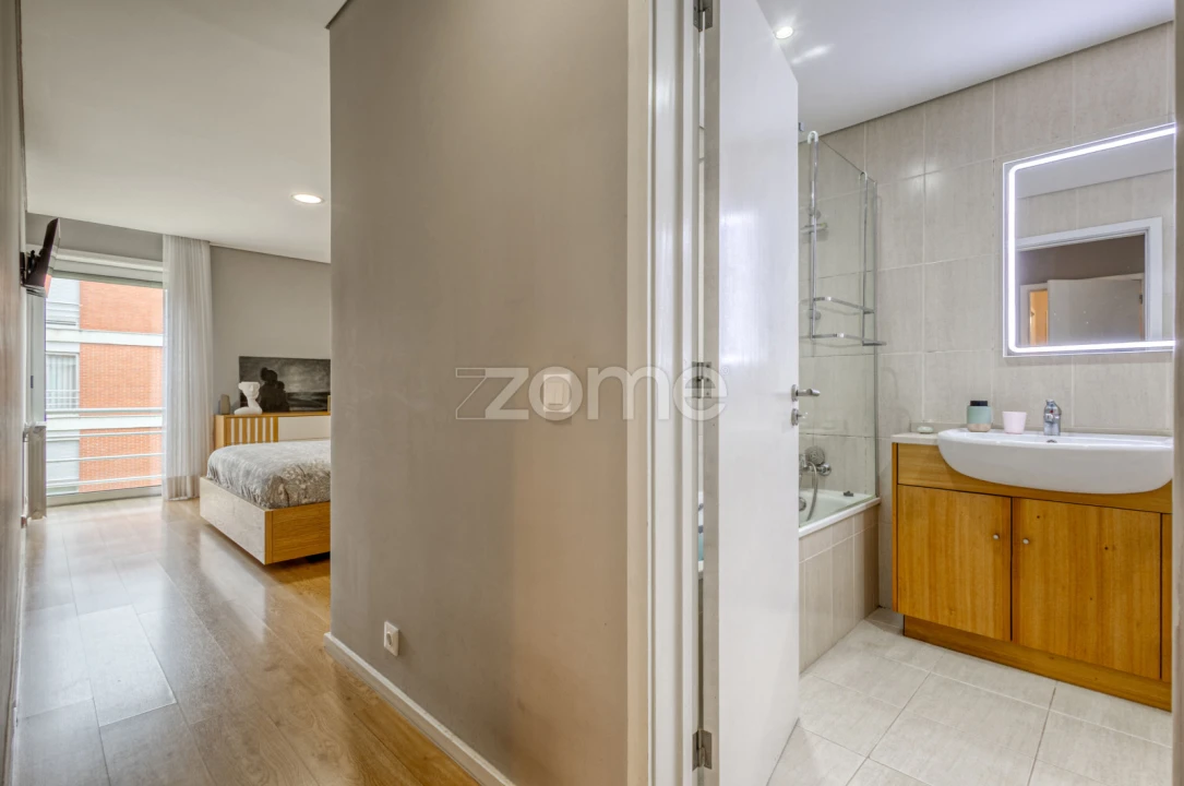 Apartamento T2 para Venda em Nogueira e Silva Escura Foto 17