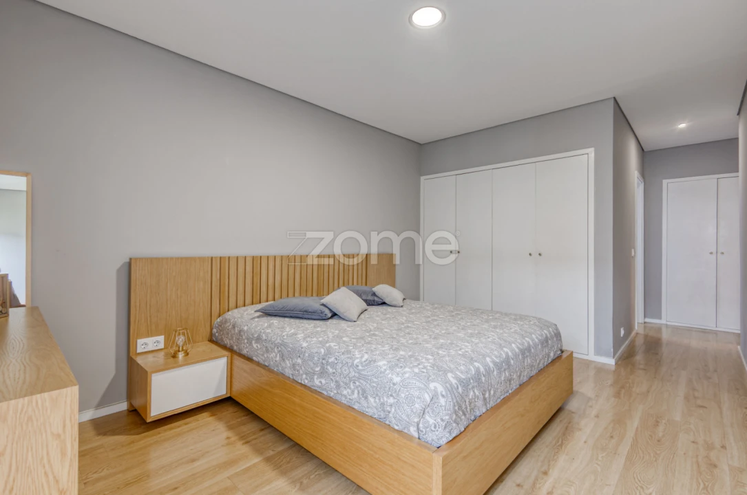 Apartamento T2 para Venda em Nogueira e Silva Escura Foto 1