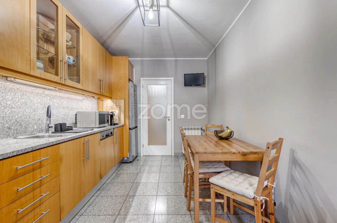 Apartamento T2 para Venda em Nogueira e Silva Escura Foto 15