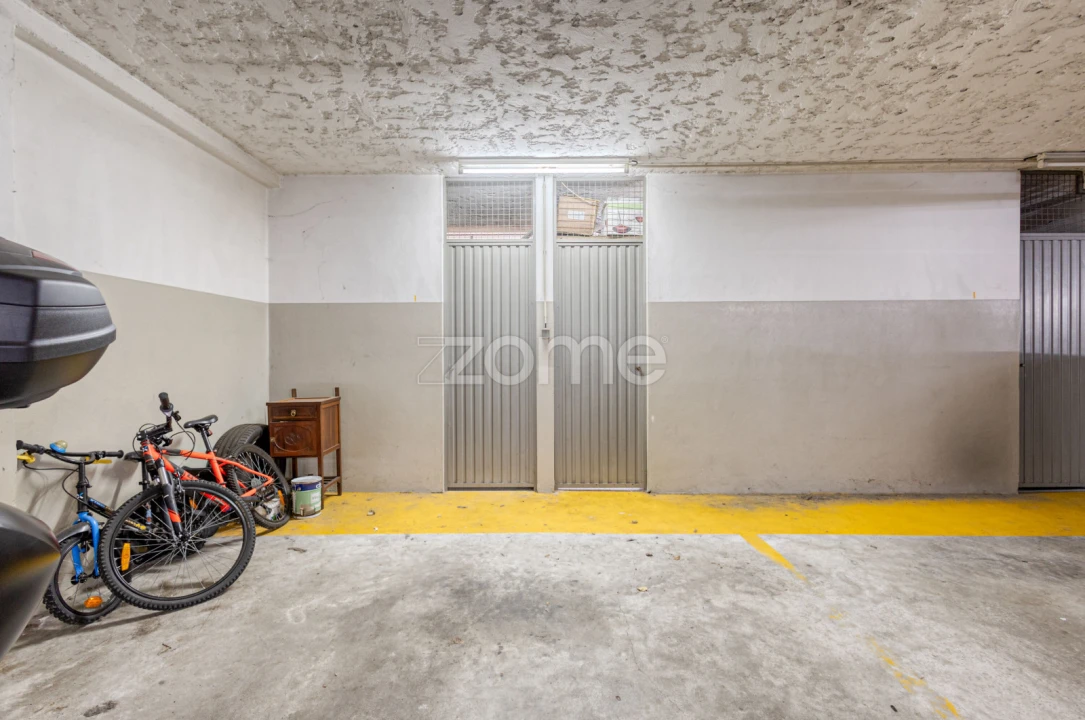 Apartamento T2 para Venda em Nogueira e Silva Escura Foto 26