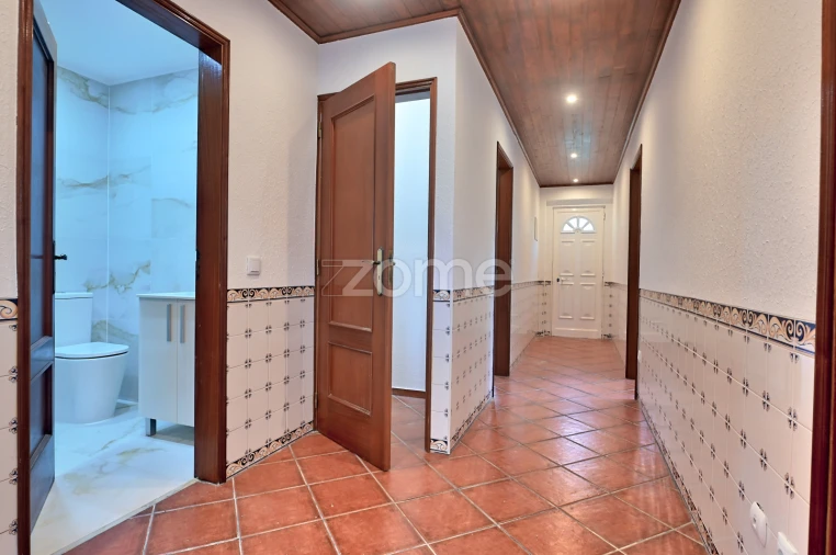 Apartamento T3 para Venda em Ramada e Caneças Foto 4