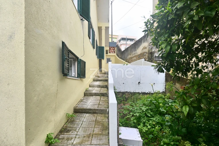 Apartamento T3 para Venda em Ramada e Caneças Foto 24