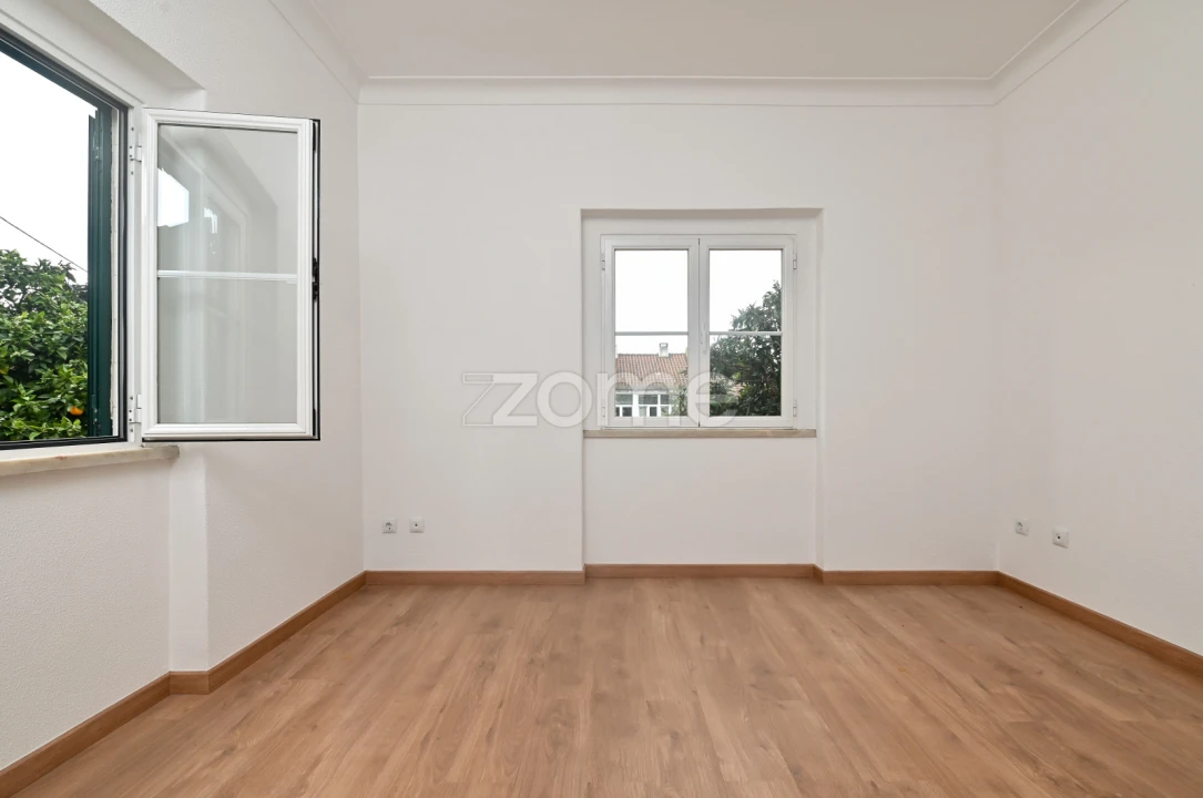 Apartamento T3 para Venda em Ramada e Caneças Foto 5