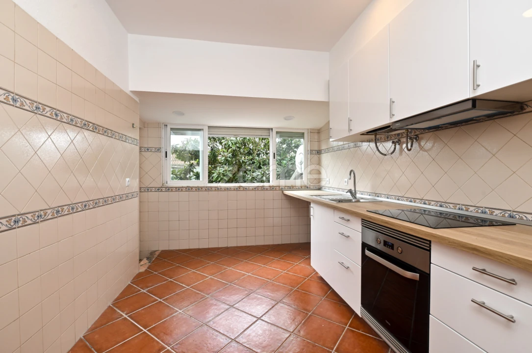 Apartamento T3 para Venda em Ramada e Caneças Foto 1