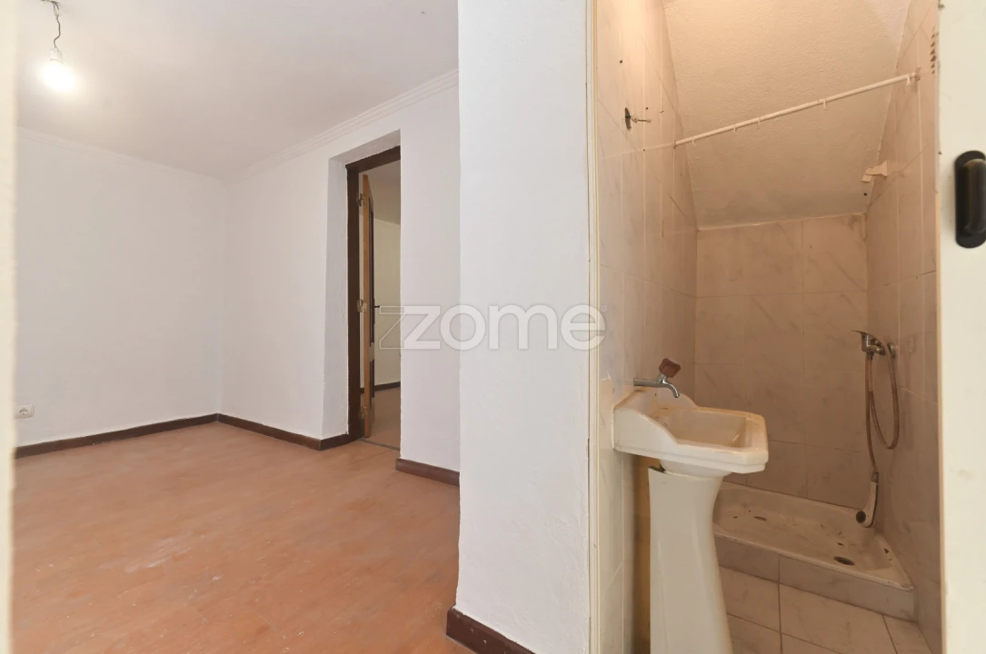 Apartamento T3 para Venda em Ramada e Caneças Foto 22