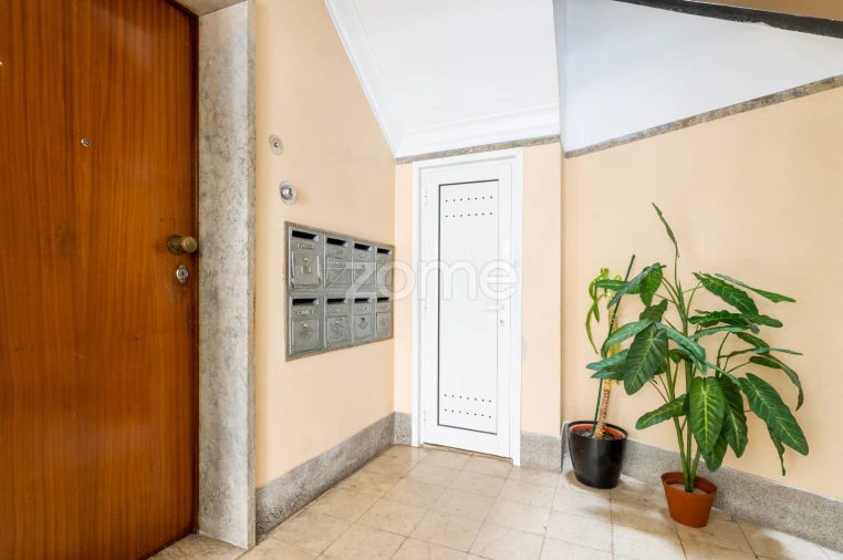 Prédio para Venda em Mina de Água Foto 21