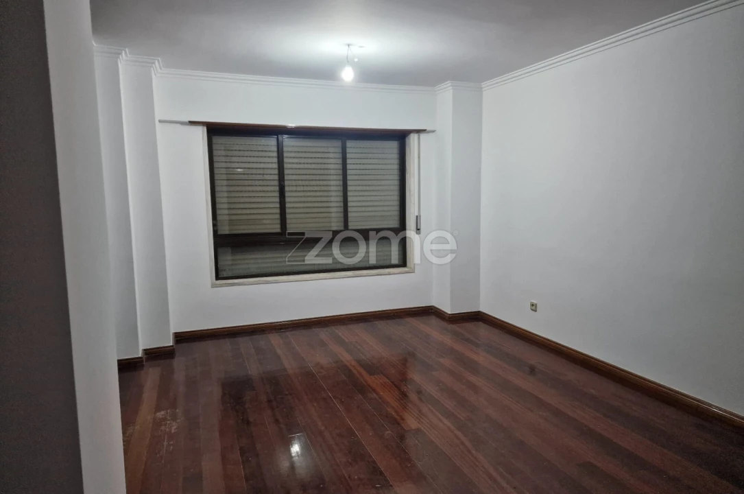 Apartamento T3 para Venda em Algueirão-Mem Martins Foto 6