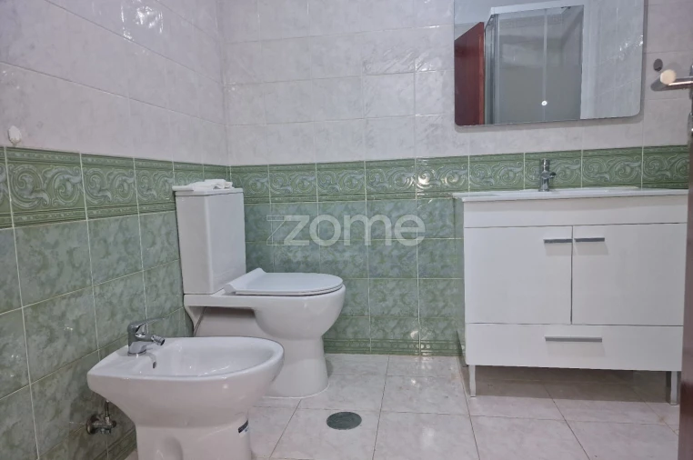 Apartamento T3 para Venda em Algueirão-Mem Martins Foto 13