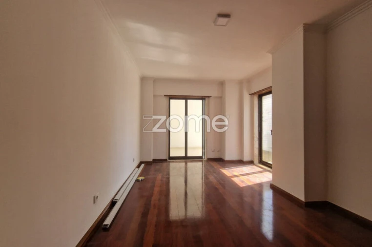 Apartamento T3 para Venda em Algueirão-Mem Martins Foto 21