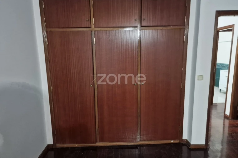 Apartamento T3 para Venda em Algueirão-Mem Martins Foto 11