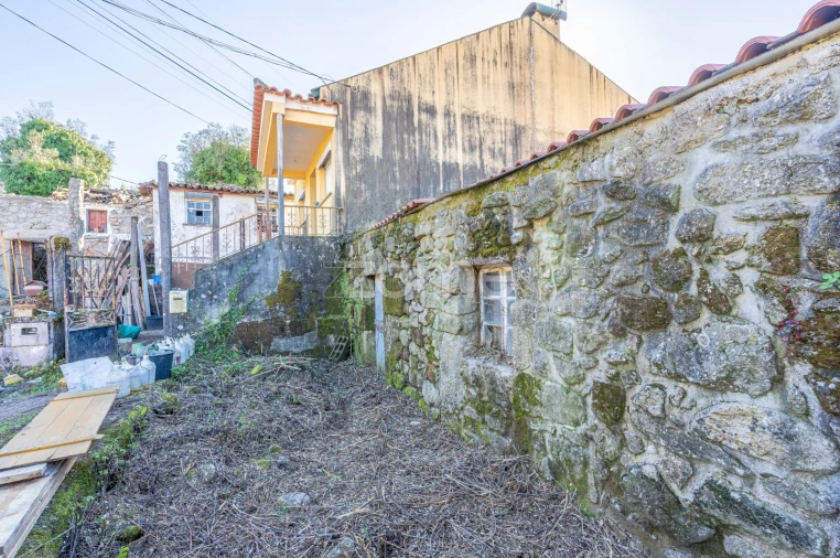 Moradia T3 para Venda em Bravães Foto 20