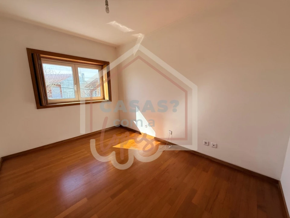 Apartamento T1 para Arrendamento em Santa Joana Foto 5