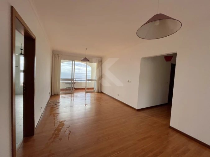 Apartamento T2 para Arrendamento em Caniço Foto 2