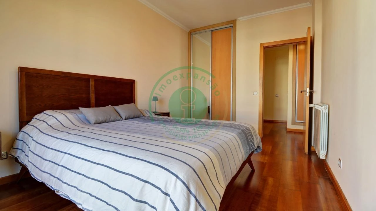 Apartamento T2 para Arrendamento em Tavarede Foto 12