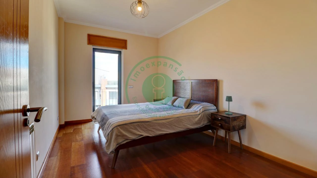 Apartamento T2 para Arrendamento em Tavarede Foto 11