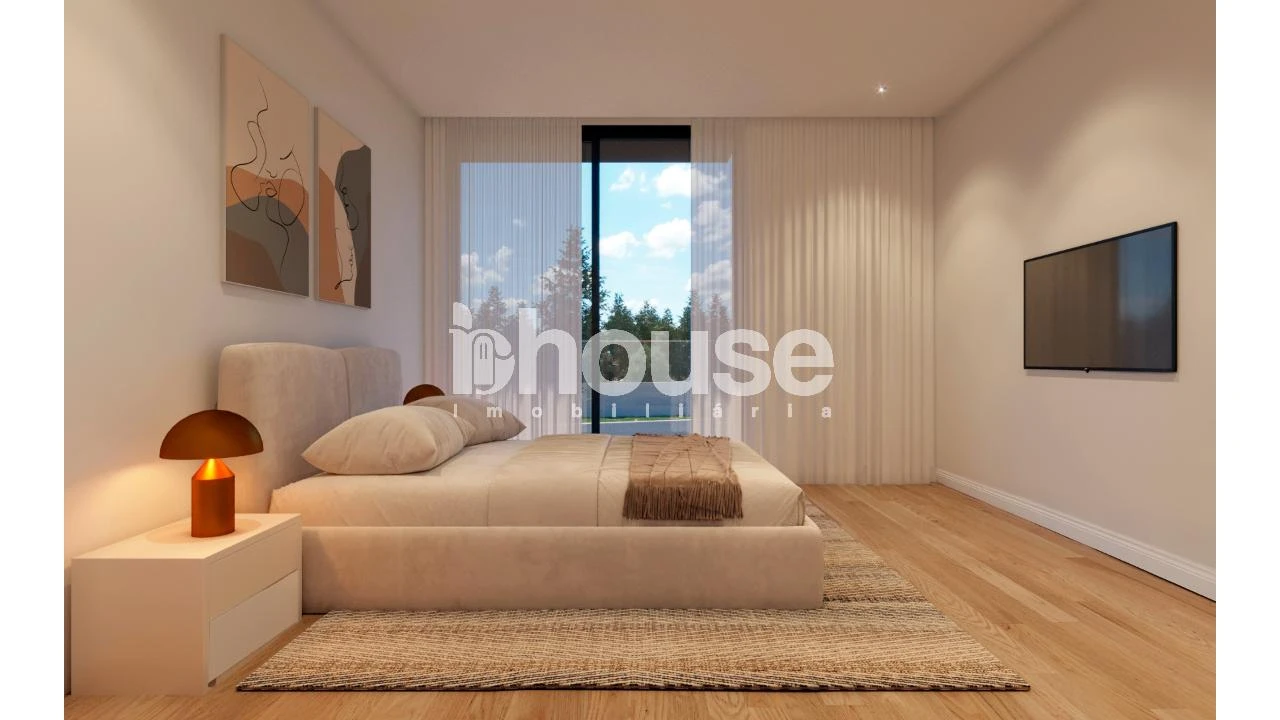 Moradia T3 para Venda em Aguas Santas Foto 17