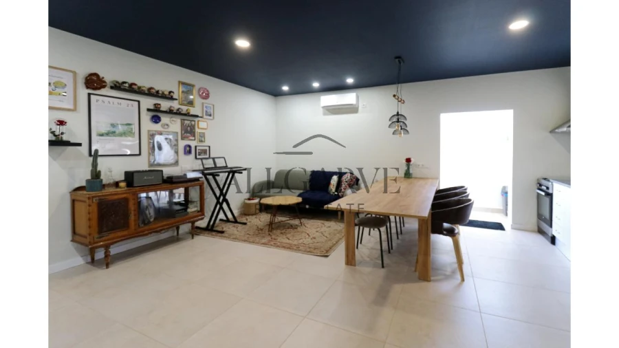 Apartamento T1 para Venda em Portimão Foto 2
