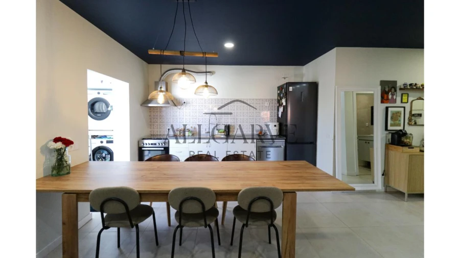 Apartamento T1 para Venda em Portimão Foto 4