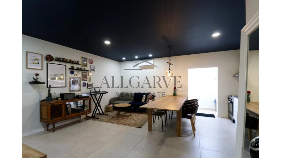 Apartamento T1 para Venda em Portimão Foto 3