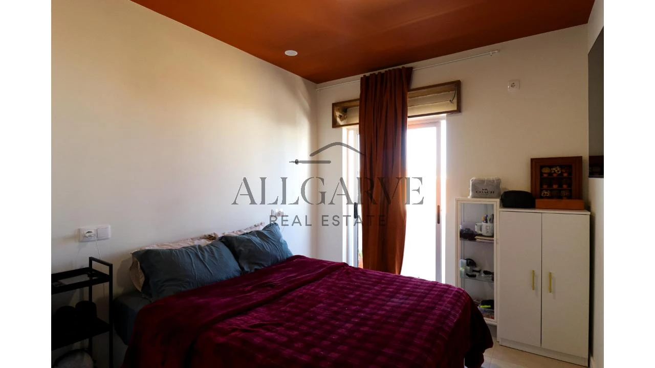 Apartamento T1 para Venda em Portimão Foto 11