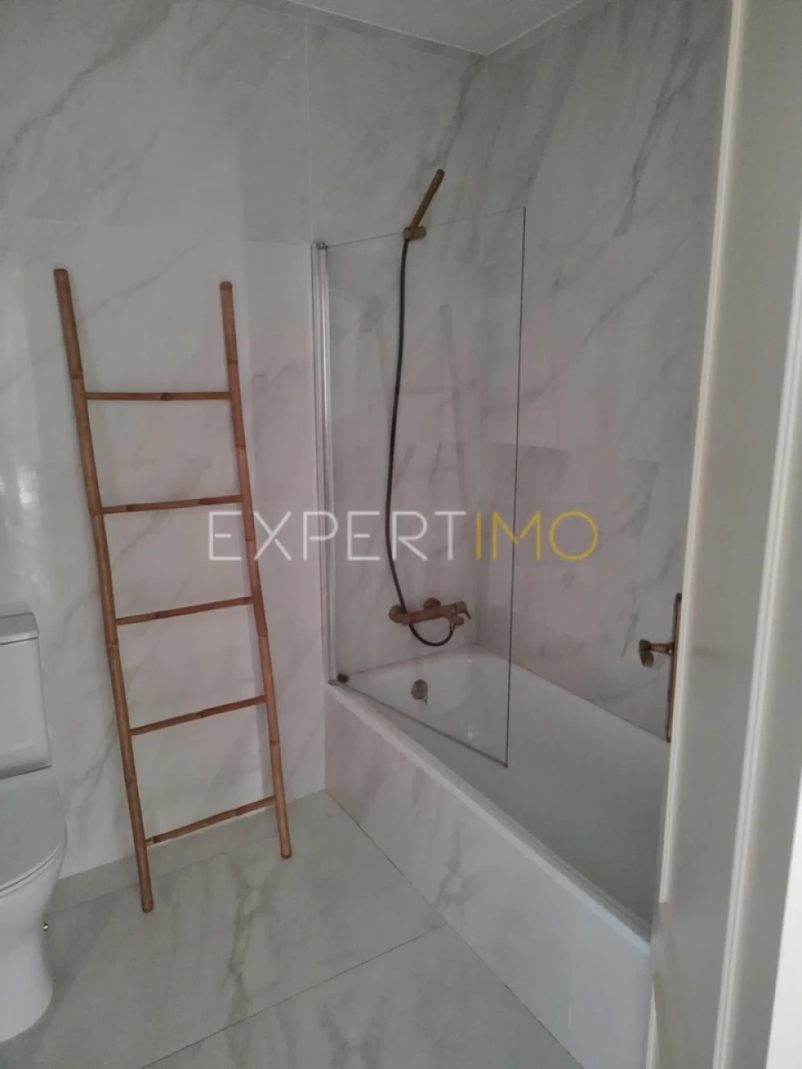 Apartamento T3 para Venda em Labruge Foto 11