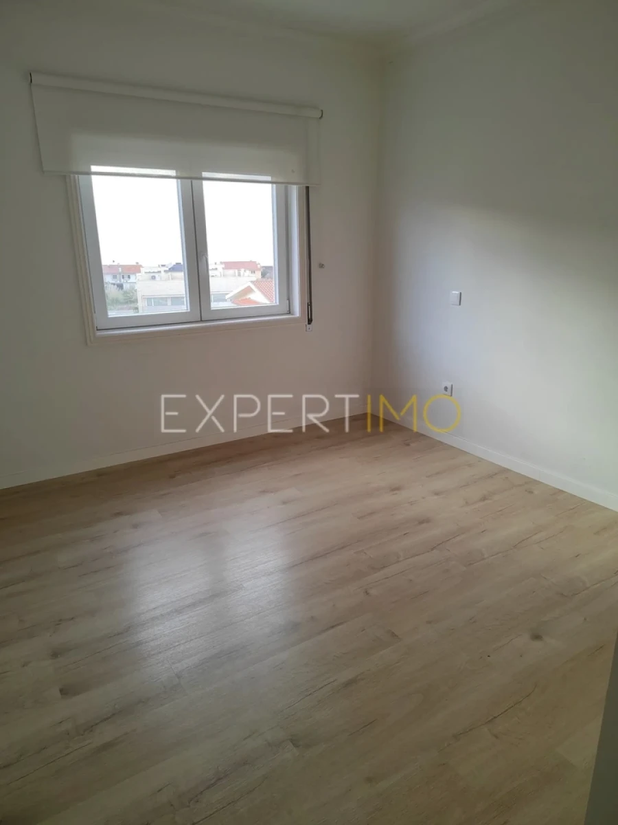 Apartamento T3 para Venda em Labruge Foto 21