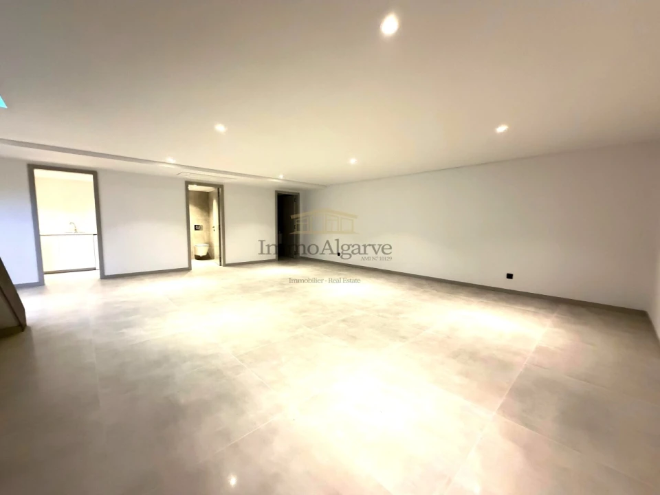 Moradia T3 para Venda em Albufeira e Olhos de Água Foto 41