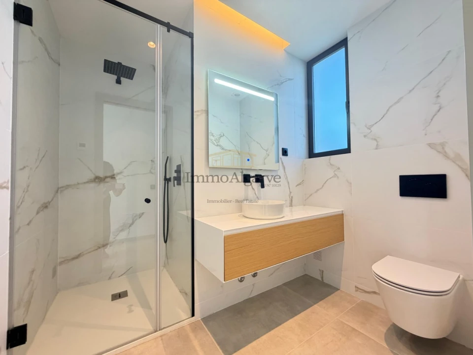 Moradia T3 para Venda em Albufeira e Olhos de Água Foto 22