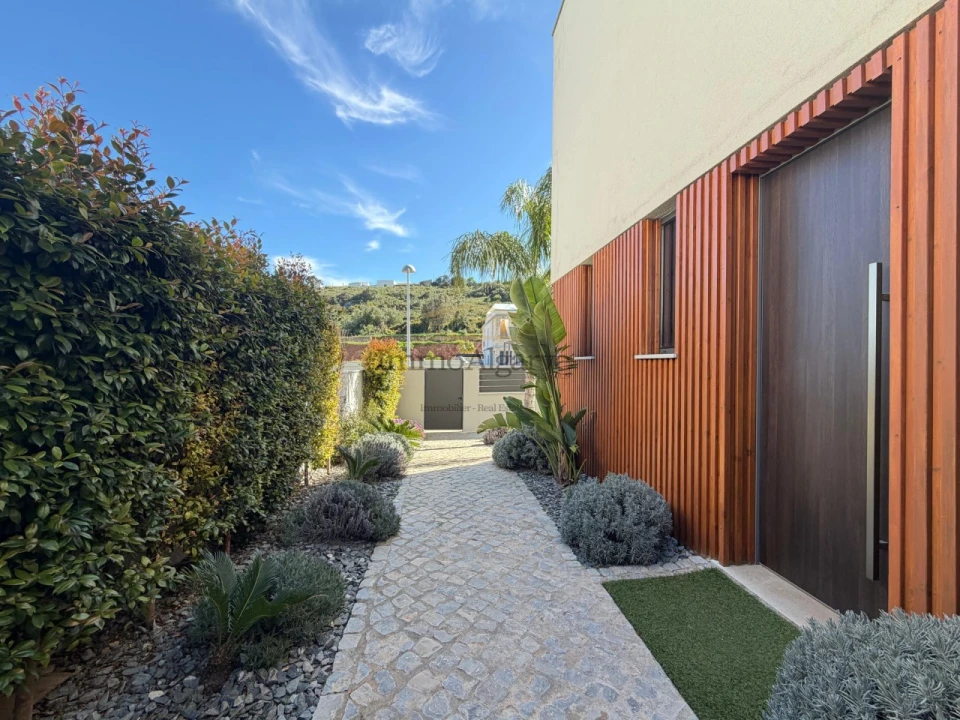 Moradia T3 para Venda em Albufeira e Olhos de Água Foto 29