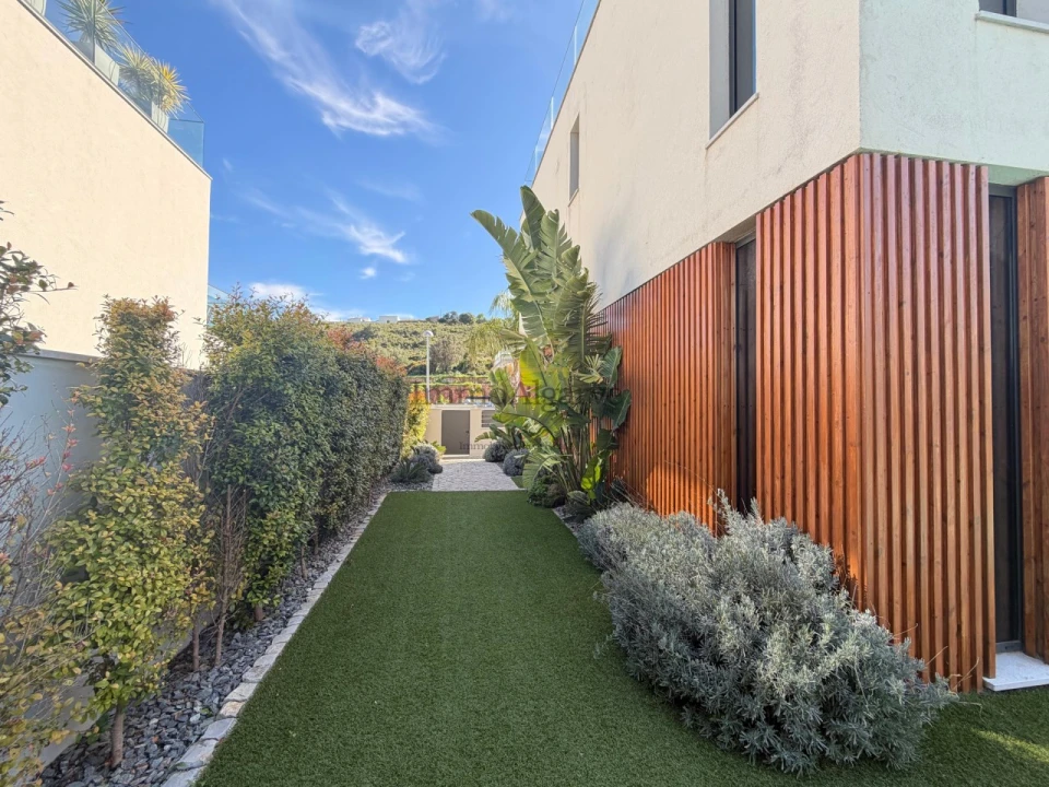 Moradia T3 para Venda em Albufeira e Olhos de Água Foto 34