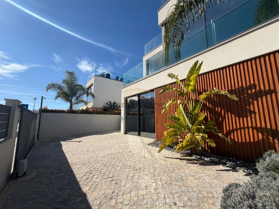 Moradia T3 para Venda em Albufeira e Olhos de Água Foto 30