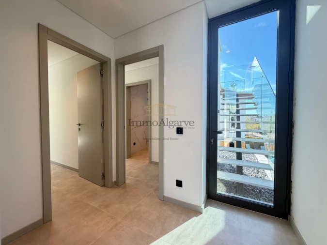 Moradia T3 para Venda em Albufeira e Olhos de Água Foto 12