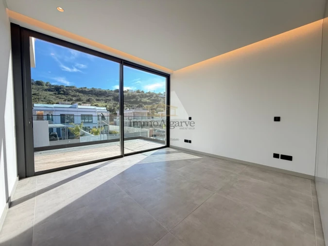 Moradia T3 para Venda em Albufeira e Olhos de Água Foto 18