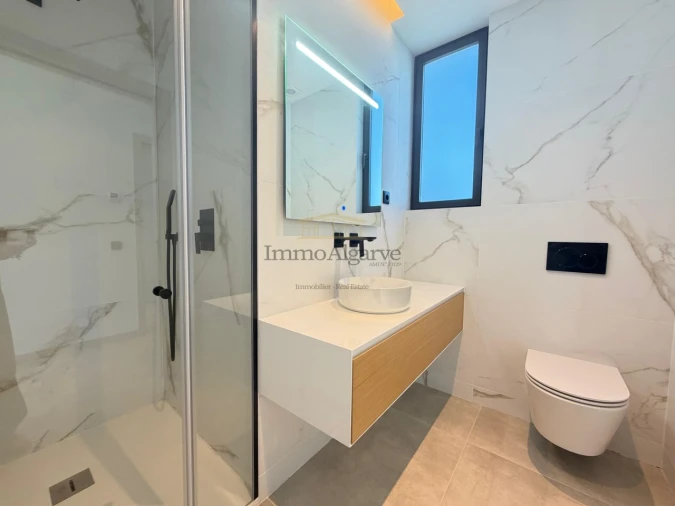 Moradia T3 para Venda em Albufeira e Olhos de Água Foto 23