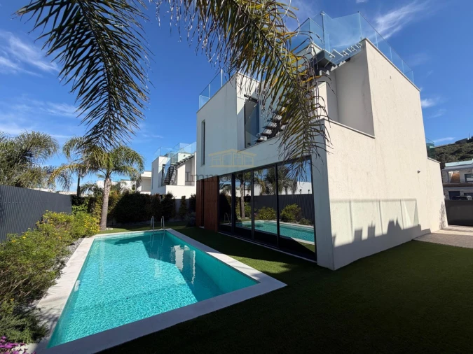 Moradia T3 para Venda em Albufeira e Olhos de Água Foto 25