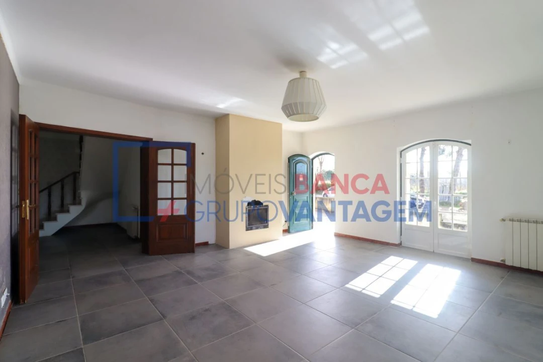 Moradia T4 para Venda em Ramalhal Foto 5