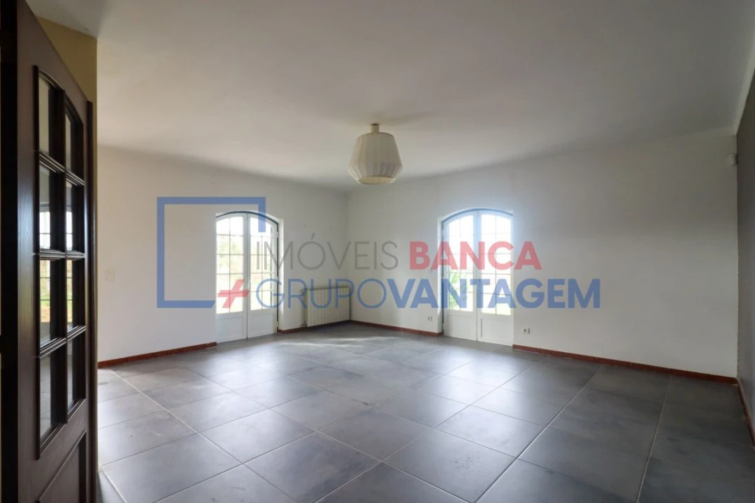 Moradia T4 para Venda em Ramalhal Foto 6