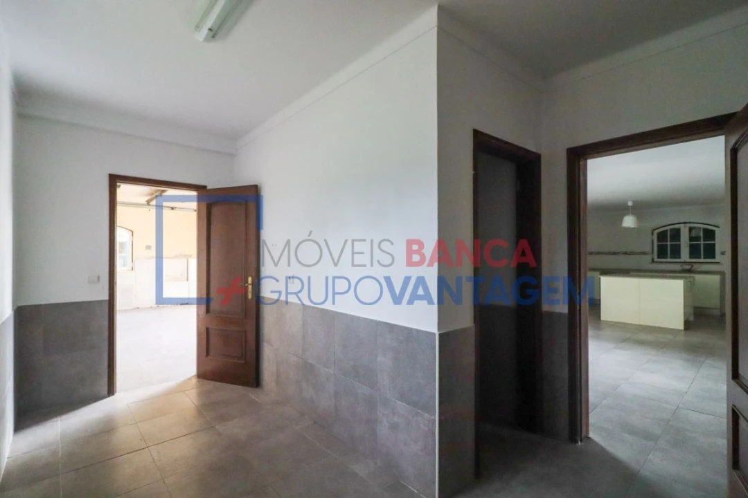 Moradia T4 para Venda em Ramalhal Foto 15