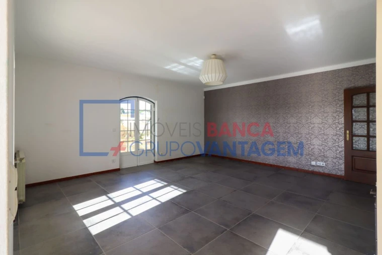 Moradia T4 para Venda em Ramalhal Foto 3