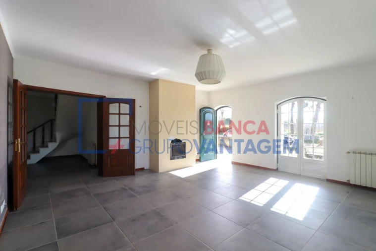 Moradia T4 para Venda em Ramalhal Foto 5