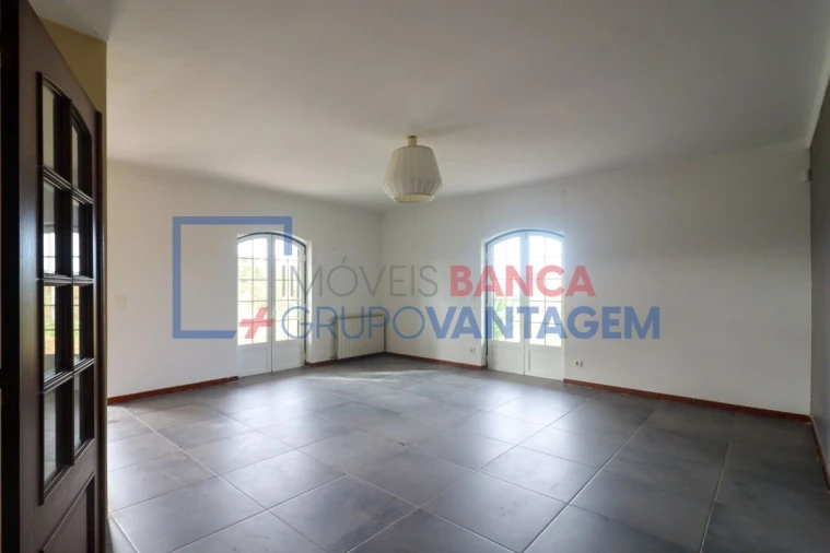 Moradia T4 para Venda em Ramalhal Foto 6