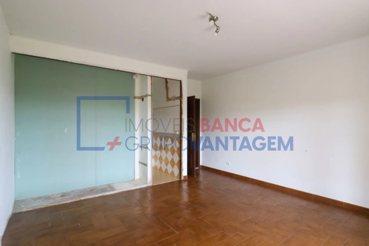 Moradia T4 para Venda em Ramalhal Foto 8