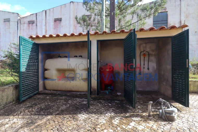 Moradia T4 para Venda em Ramalhal Foto 18