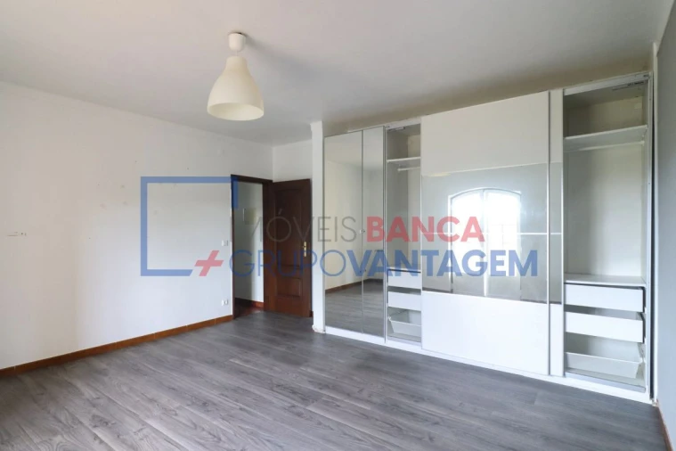 Moradia T4 para Venda em Ramalhal Foto 27